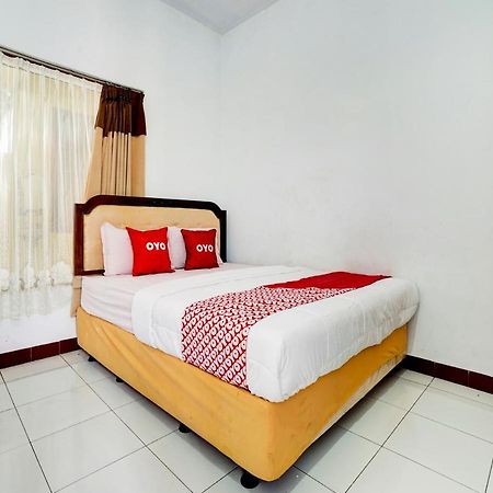 OYO 90118 Hotel Diamond Syariah Subang Bagian luar foto