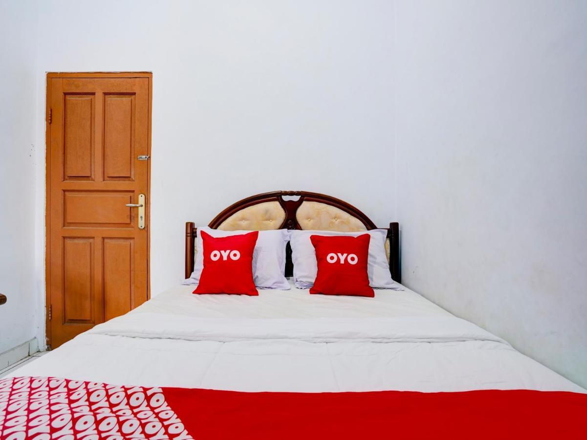 OYO 90118 Hotel Diamond Syariah Subang Bagian luar foto
