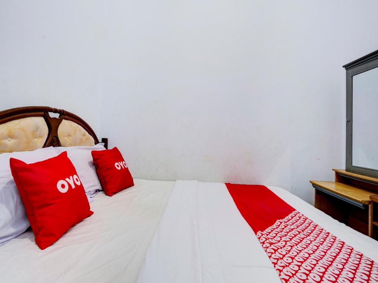 OYO 90118 Hotel Diamond Syariah Subang Bagian luar foto