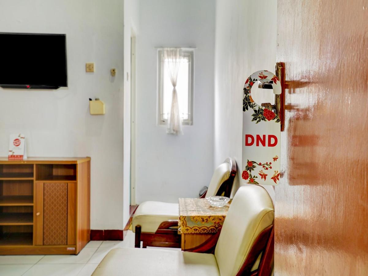OYO 90118 Hotel Diamond Syariah Subang Bagian luar foto