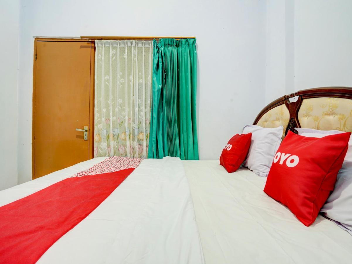 OYO 90118 Hotel Diamond Syariah Subang Bagian luar foto