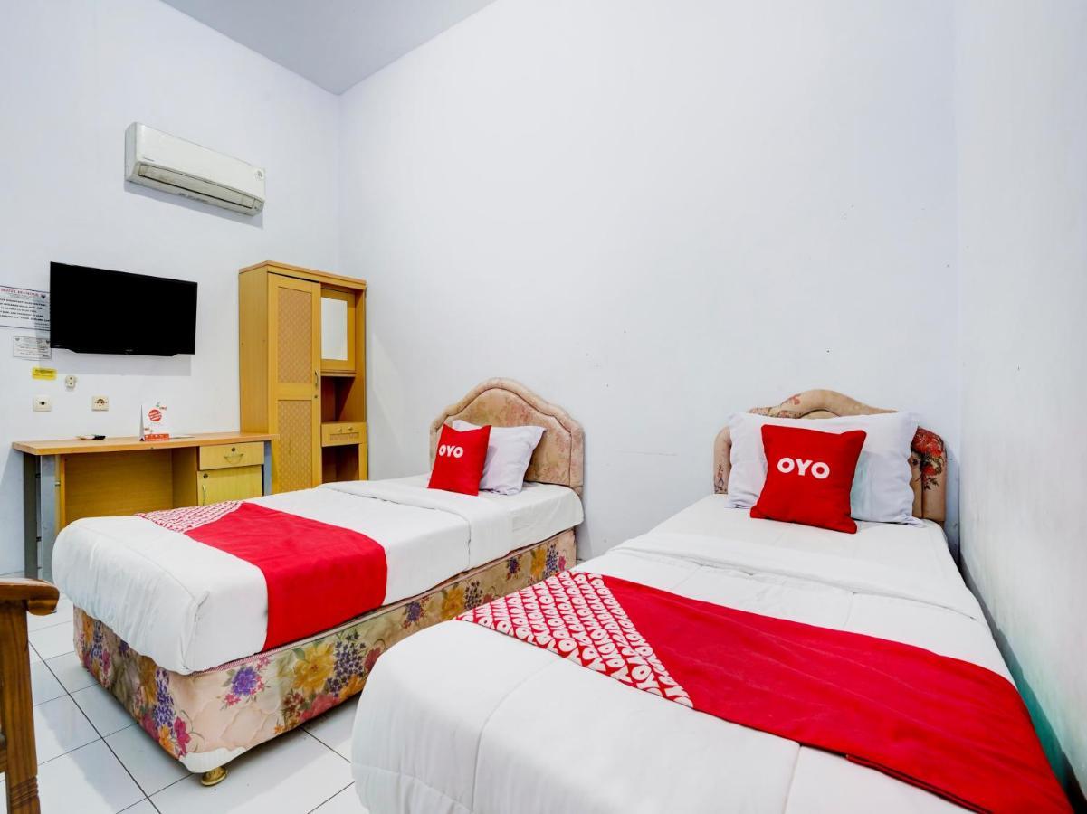 OYO 90118 Hotel Diamond Syariah Subang Bagian luar foto