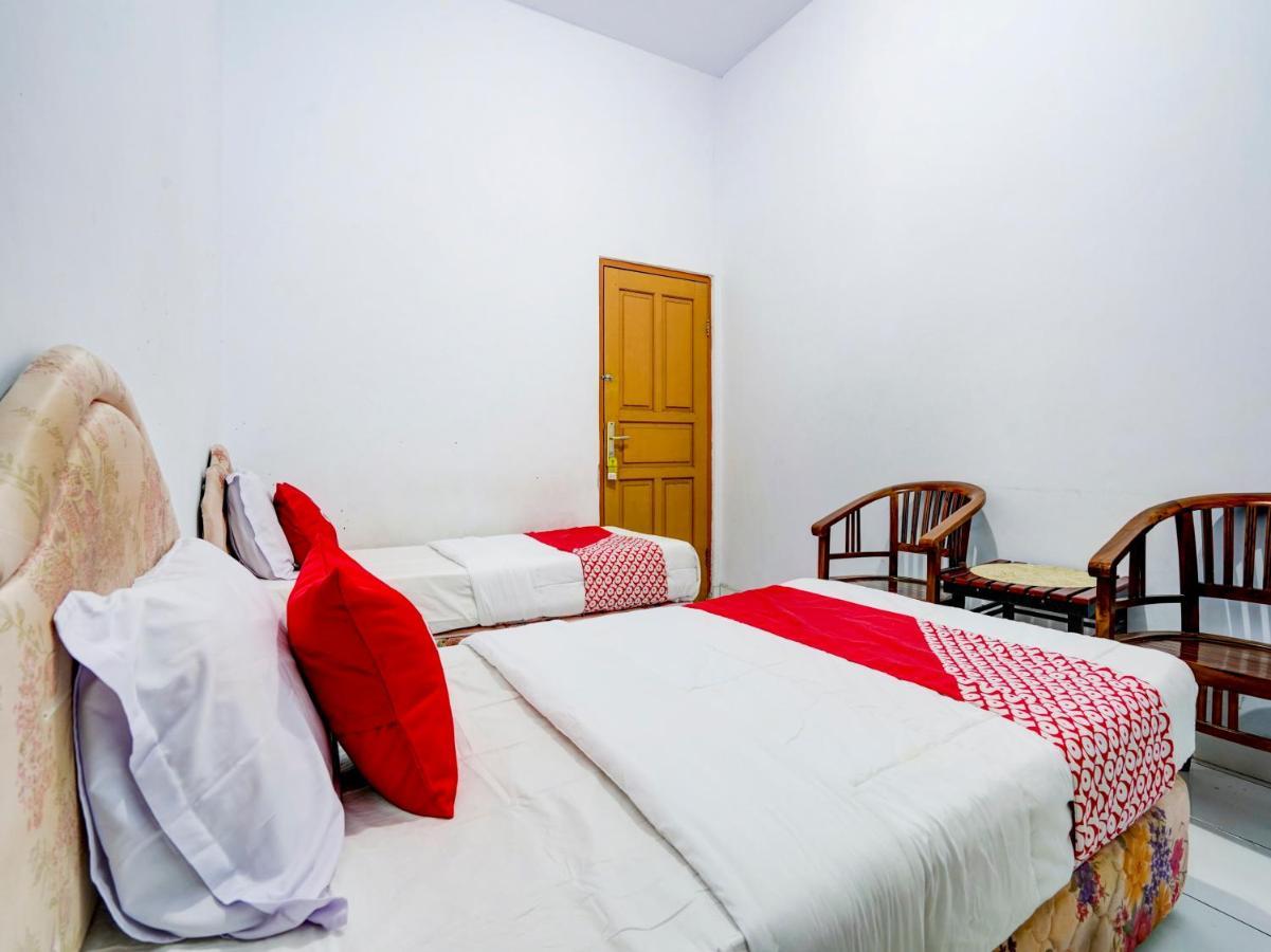 OYO 90118 Hotel Diamond Syariah Subang Bagian luar foto
