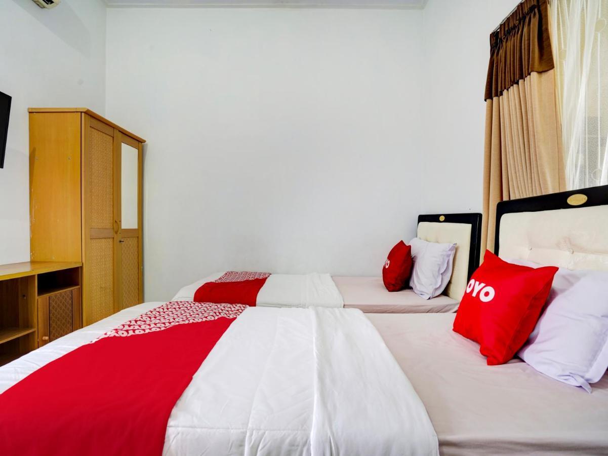 OYO 90118 Hotel Diamond Syariah Subang Bagian luar foto