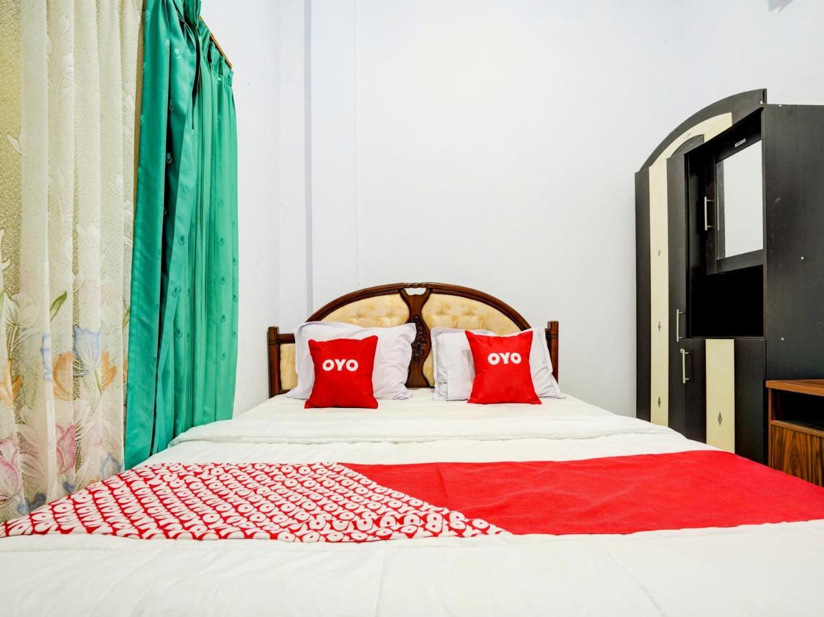 OYO 90118 Hotel Diamond Syariah Subang Bagian luar foto