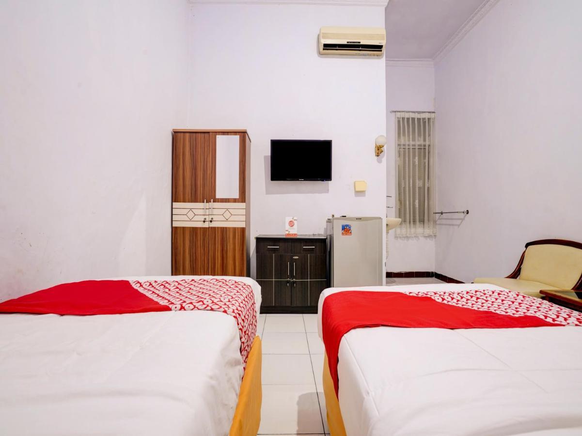 OYO 90118 Hotel Diamond Syariah Subang Bagian luar foto